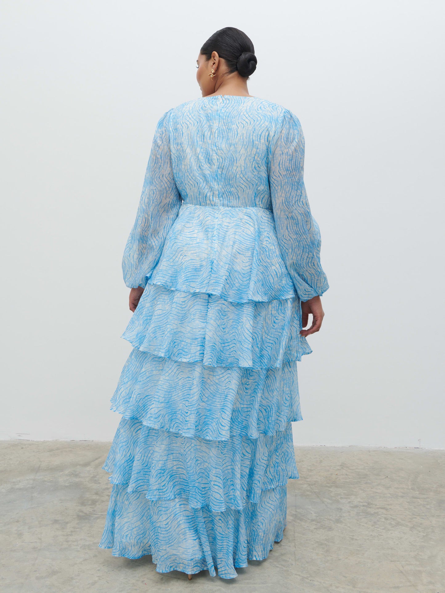 Ashton Ruffle Maxi Dress Curve - Blue Swirl