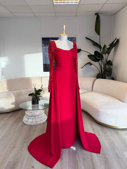 The Asena dress red