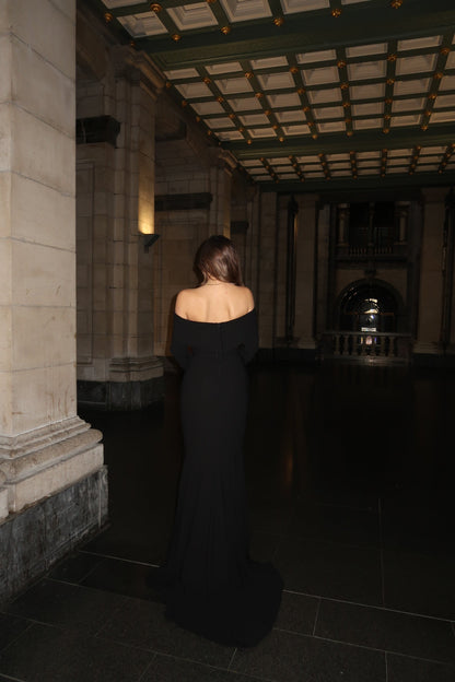 The Mihra dress black