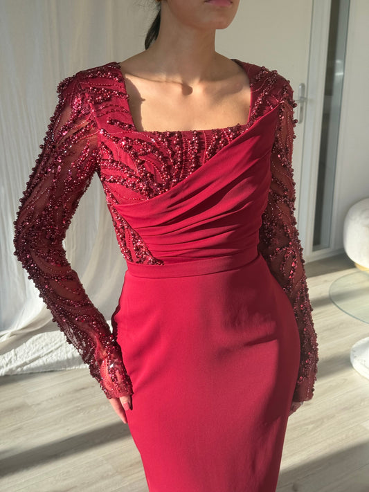 The Evona midi dress burgundy