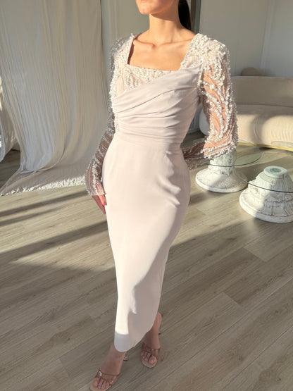 The Evona midi dress beige