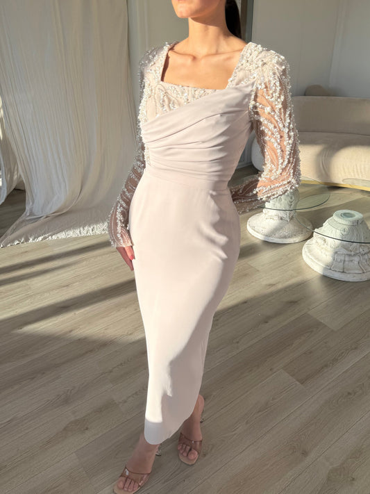 The Evona midi dress beige