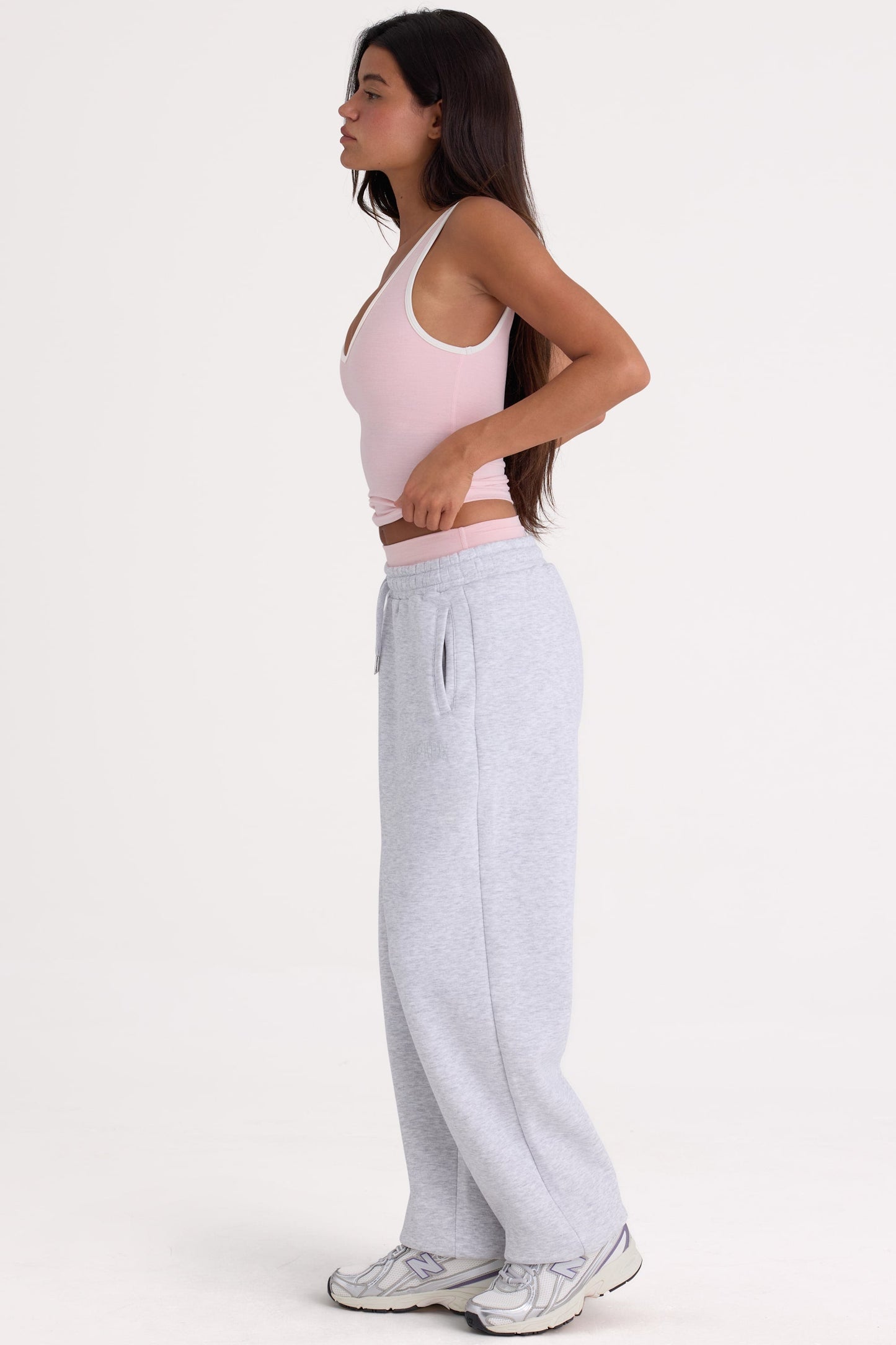 Brushed Cotton Jersey Mid-Rise Relaxed Joggers in Grey Marl