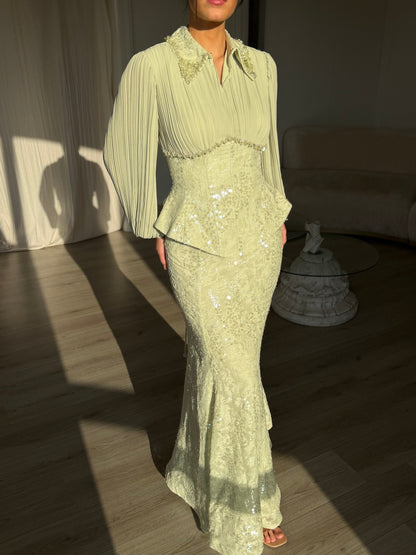 The Elara suit green