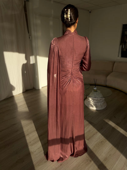 The Amira dress rosewood
