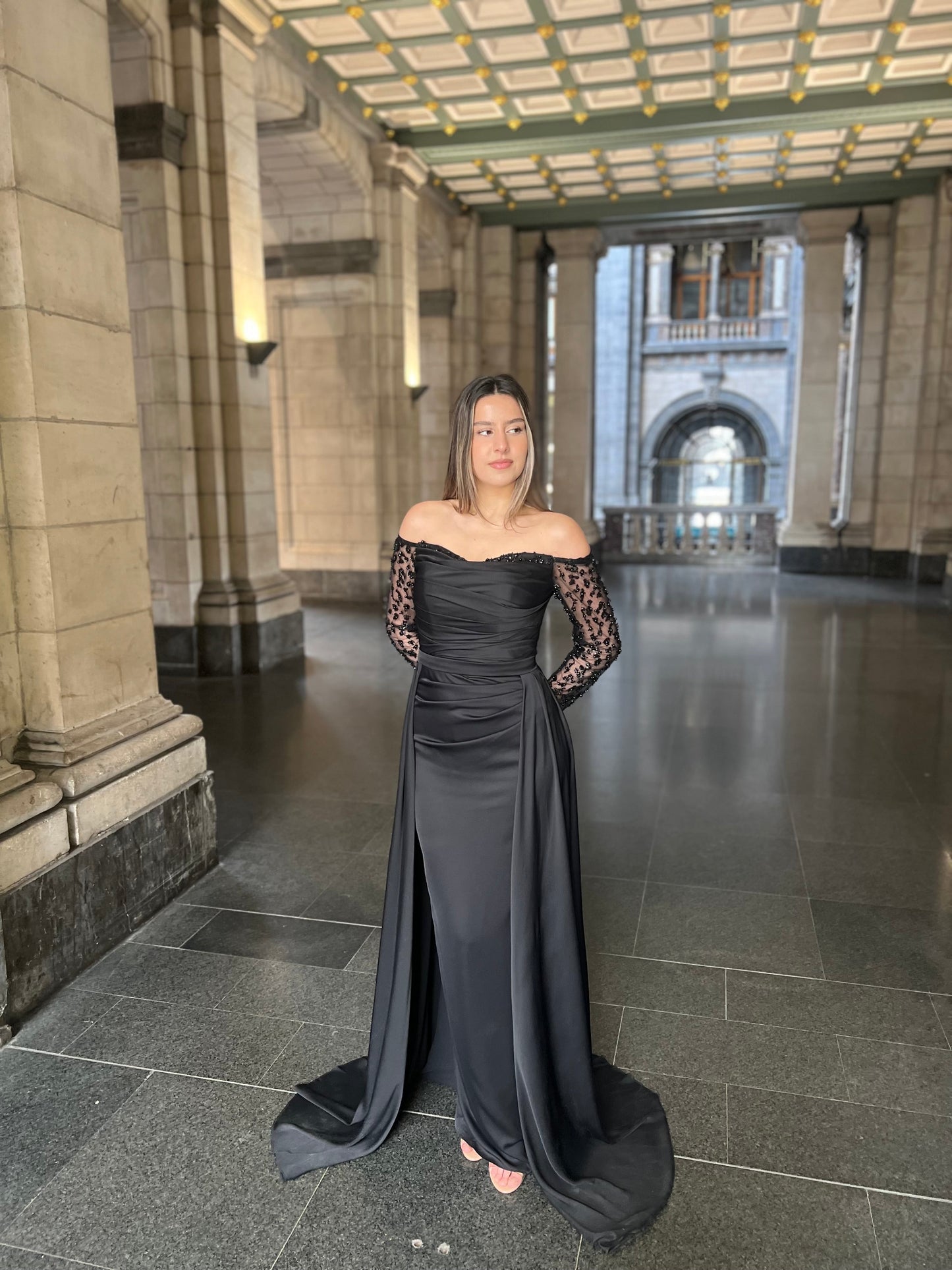 The Asiya dress black