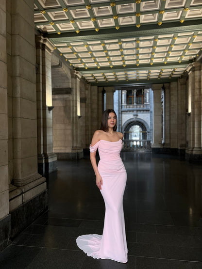 The Meyra dress soft pink