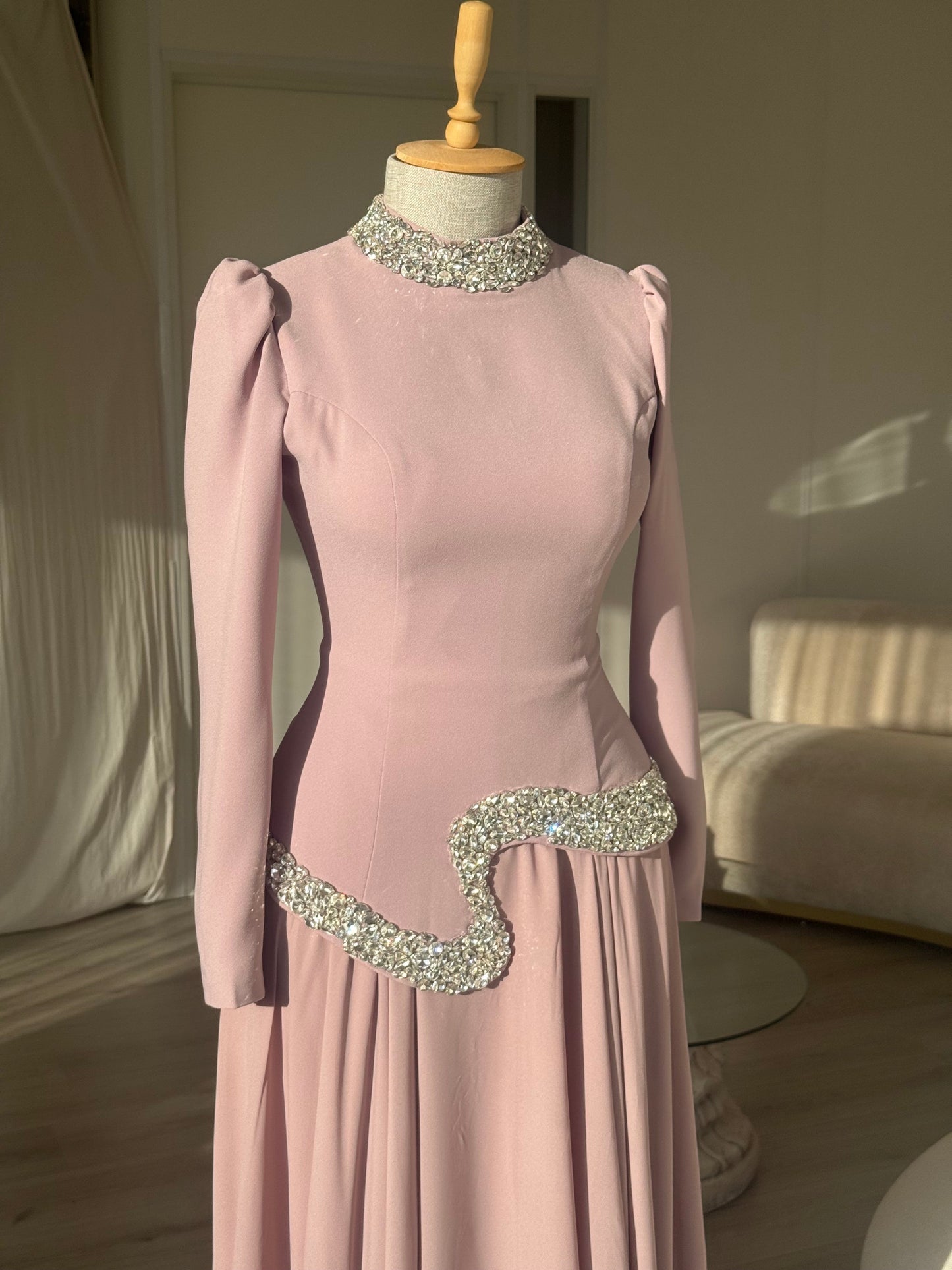 The Daisy dress dusty pink