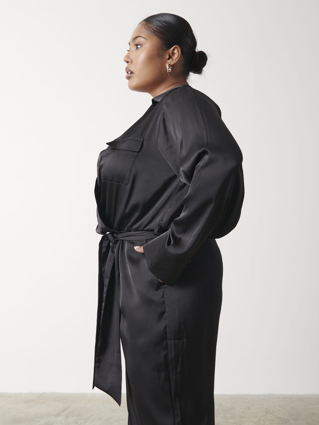 Carmen Satin Jumpsuit Curve - Black