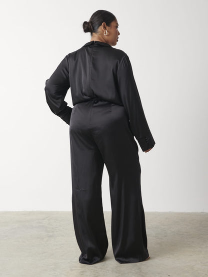 Carmen Satin Jumpsuit Curve - Black