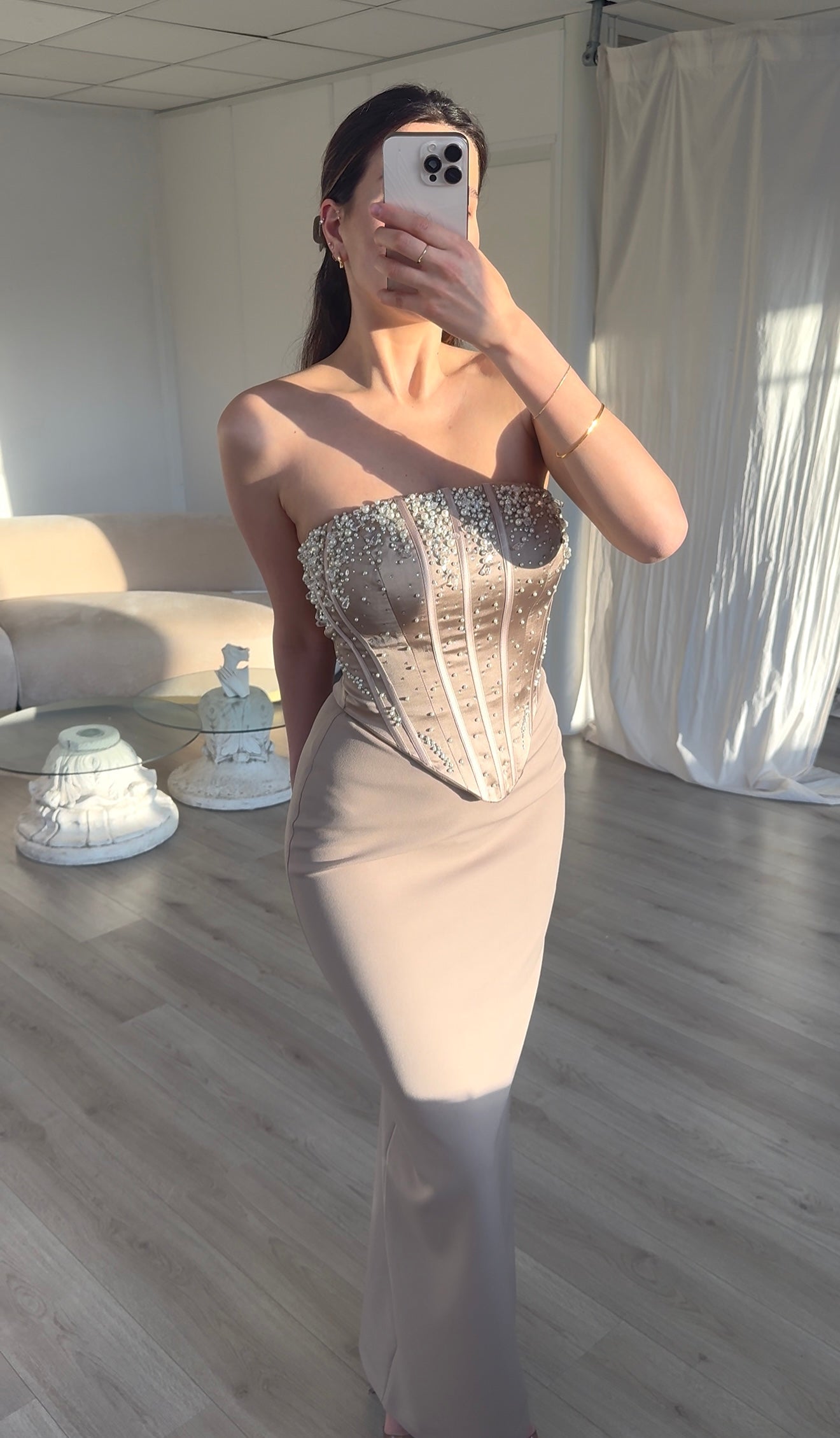 The Nella dress beige