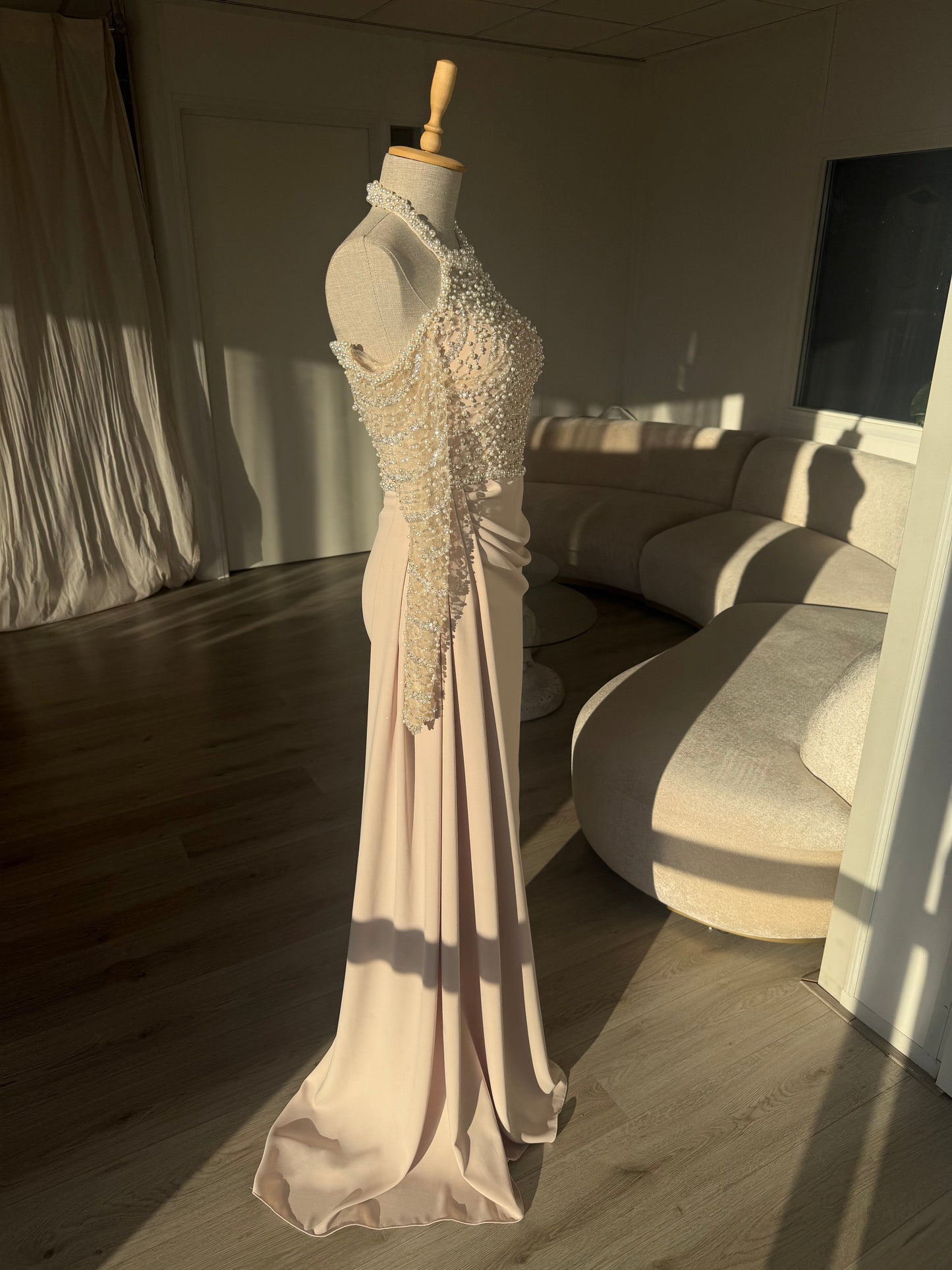 The Pearla dress beige