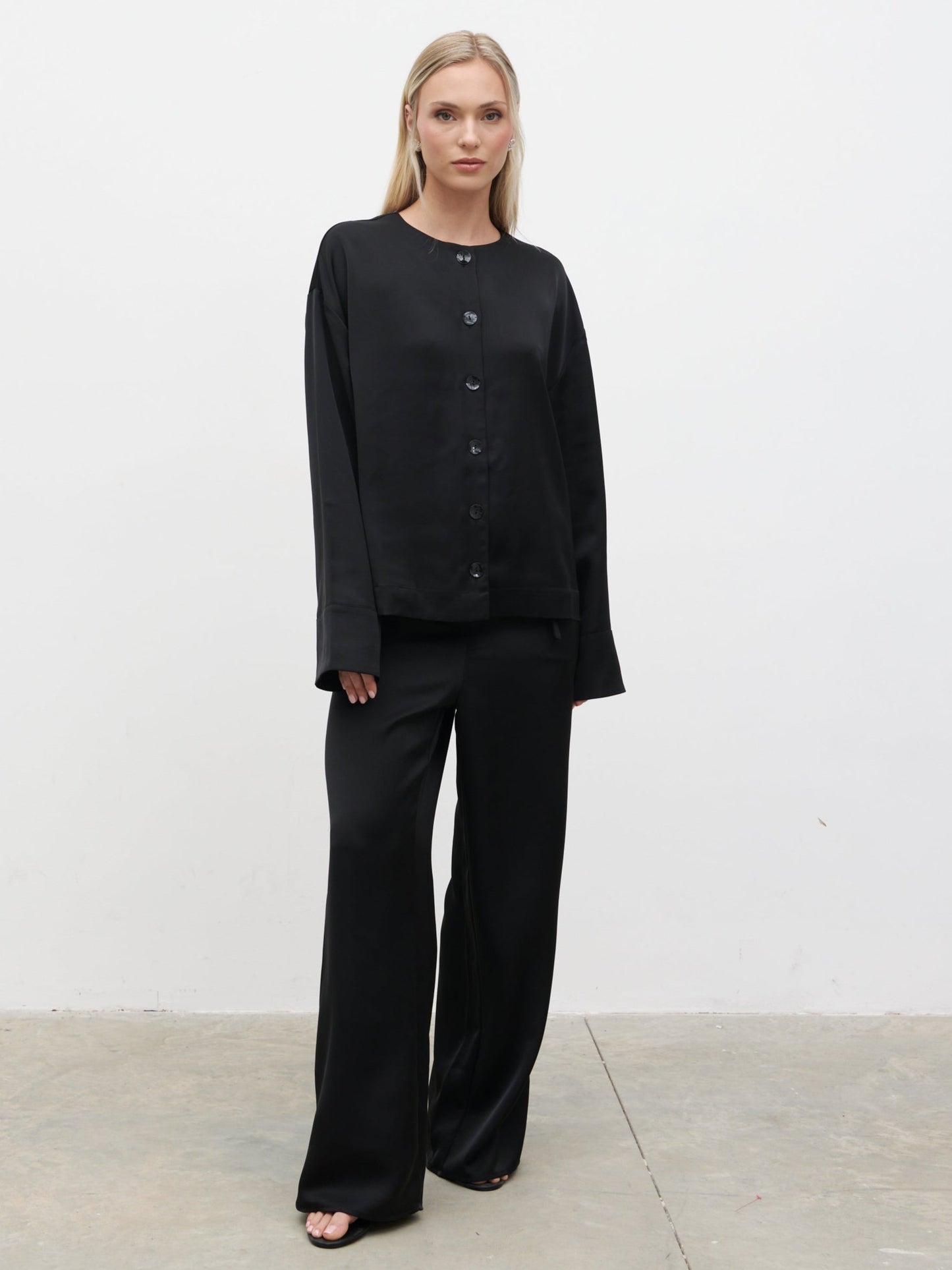 Dua Satin Button Blouse - Black