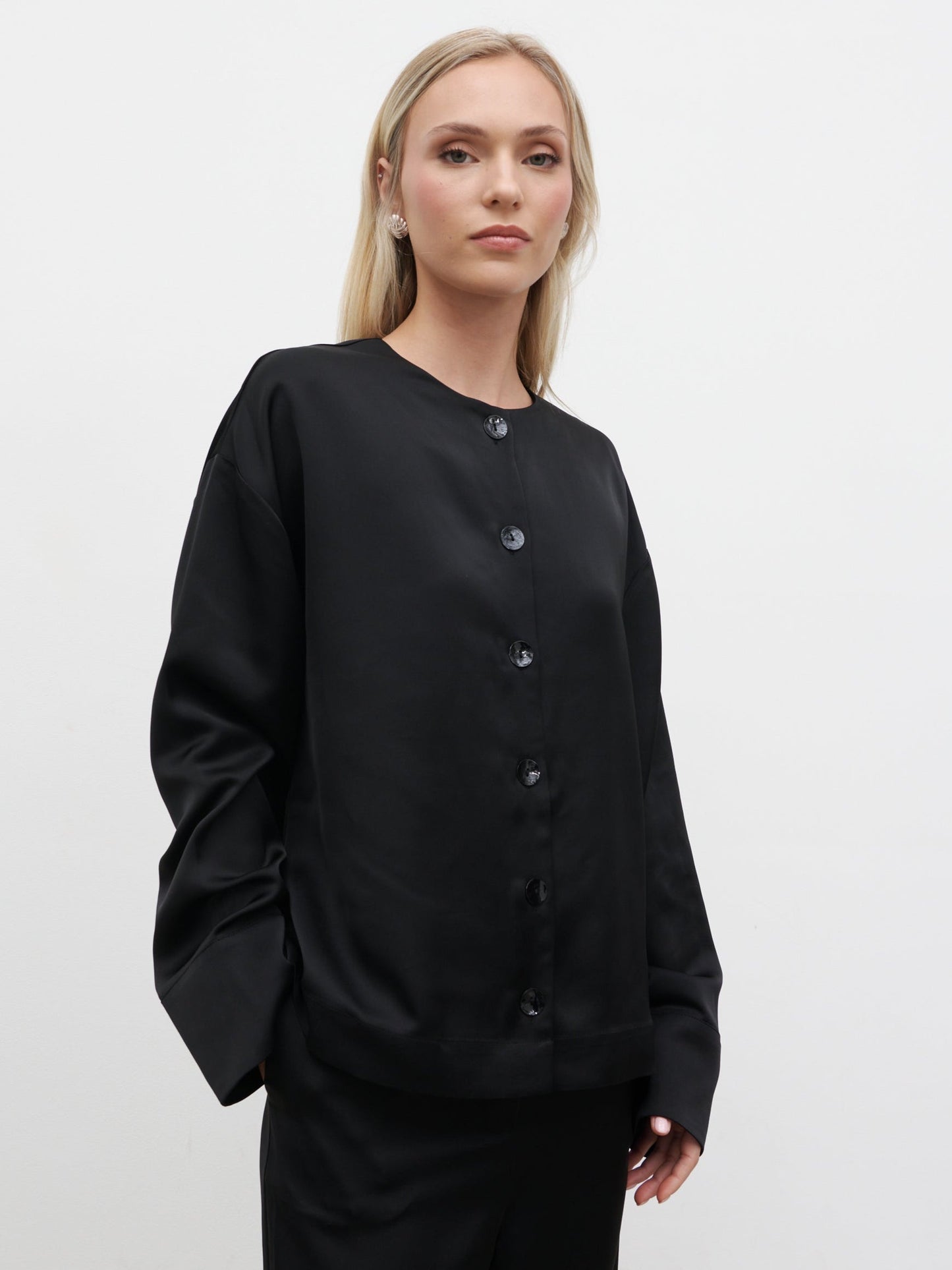Dua Satin Button Blouse - Black