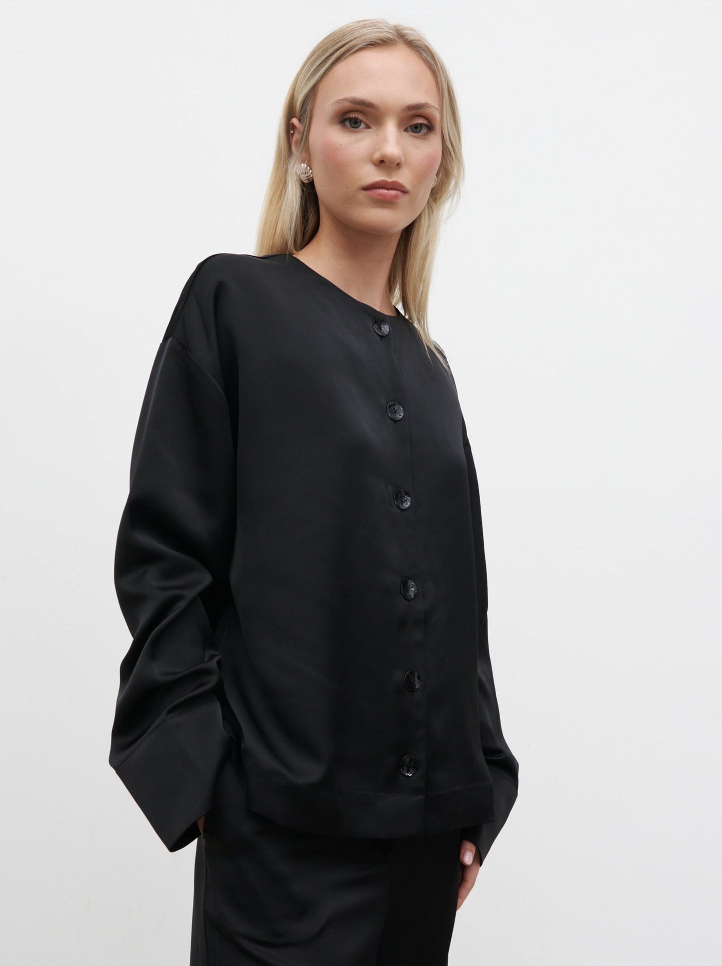 Dua Satin Button Blouse - Black