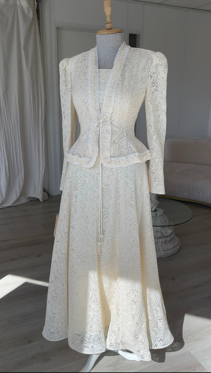 The Elza suit