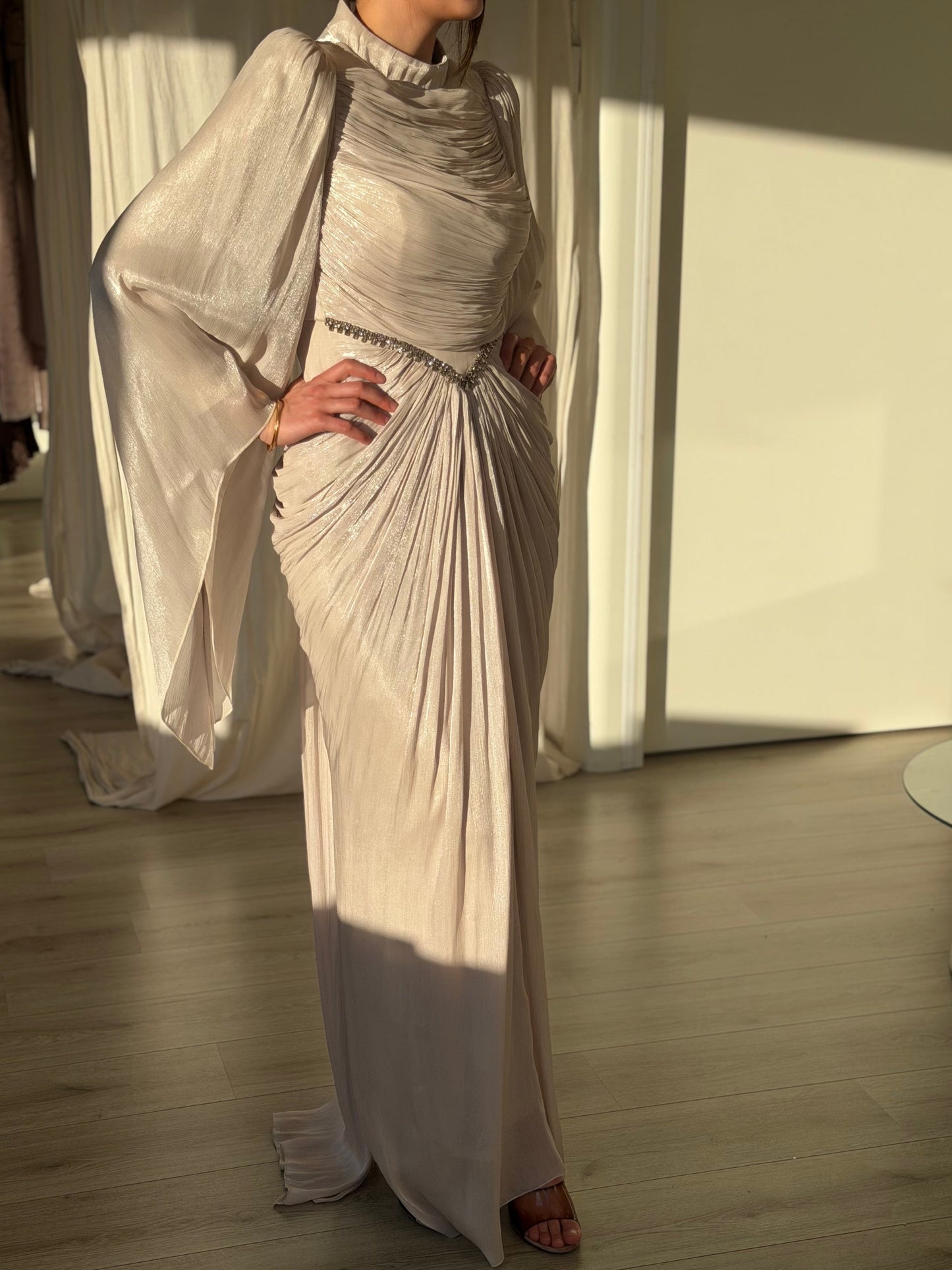 The Sofina dress beige