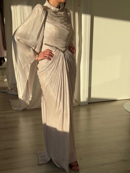 The Sofina dress beige