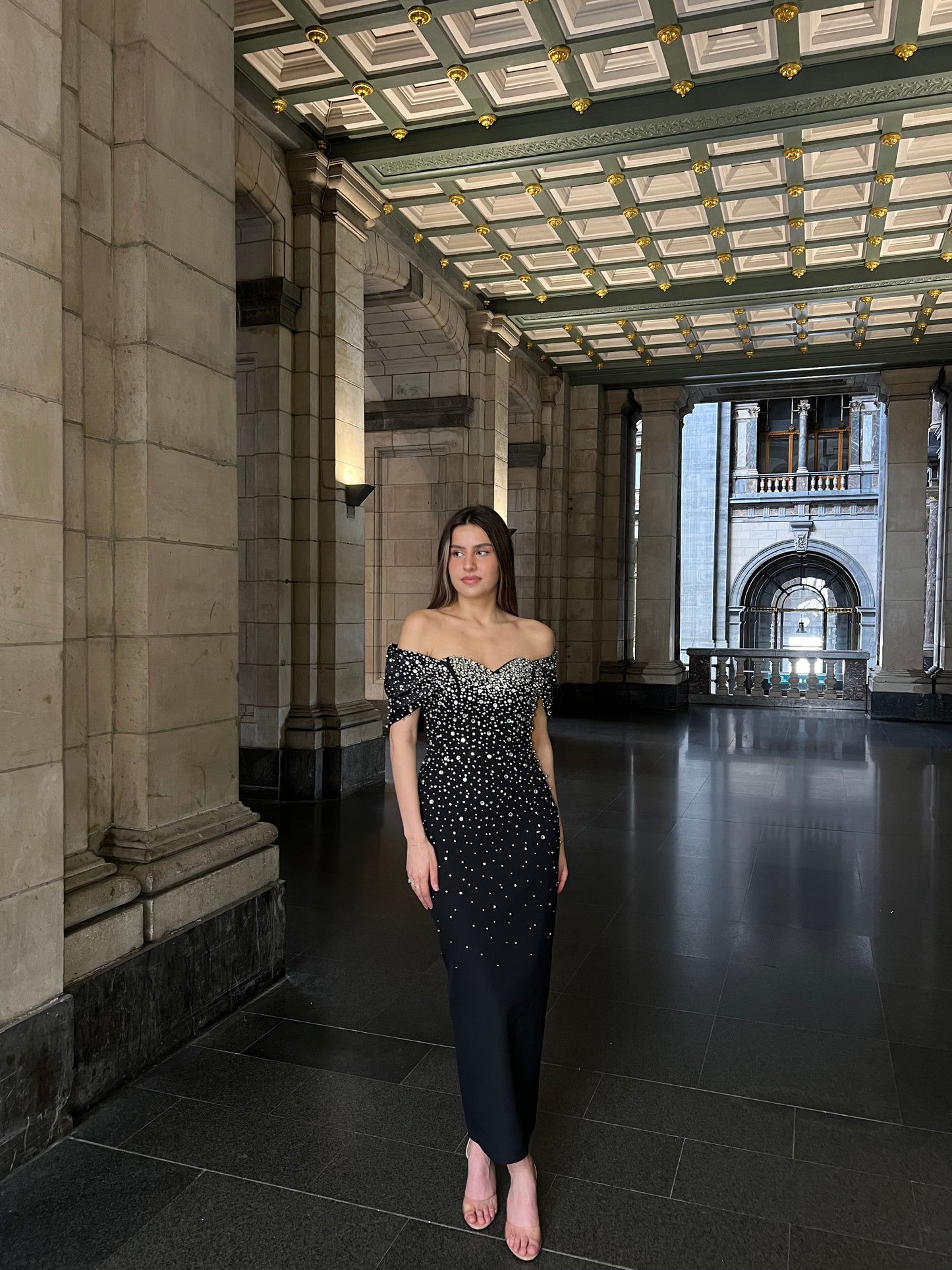 The Serna dress black