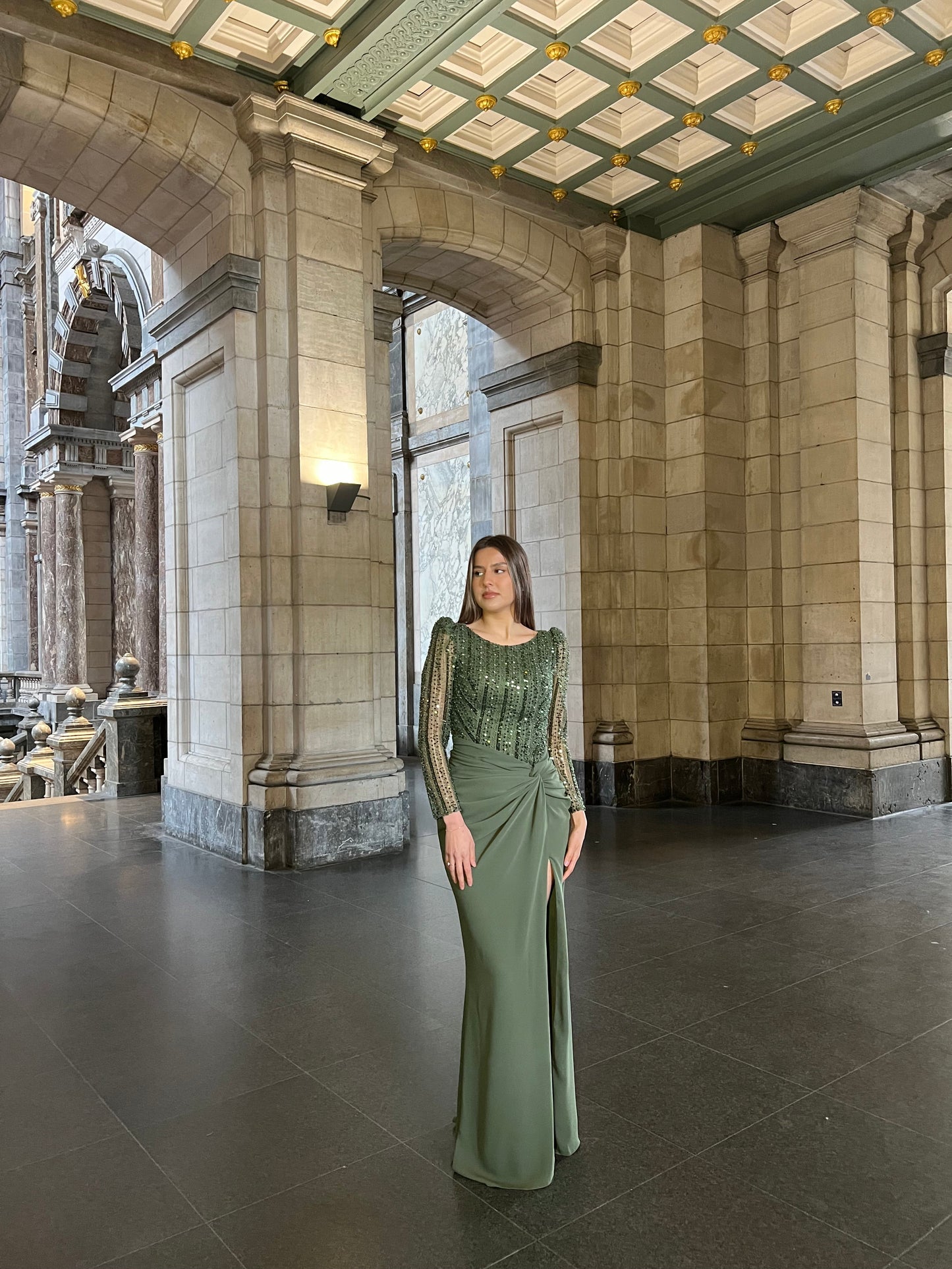 The Anna dress khaki