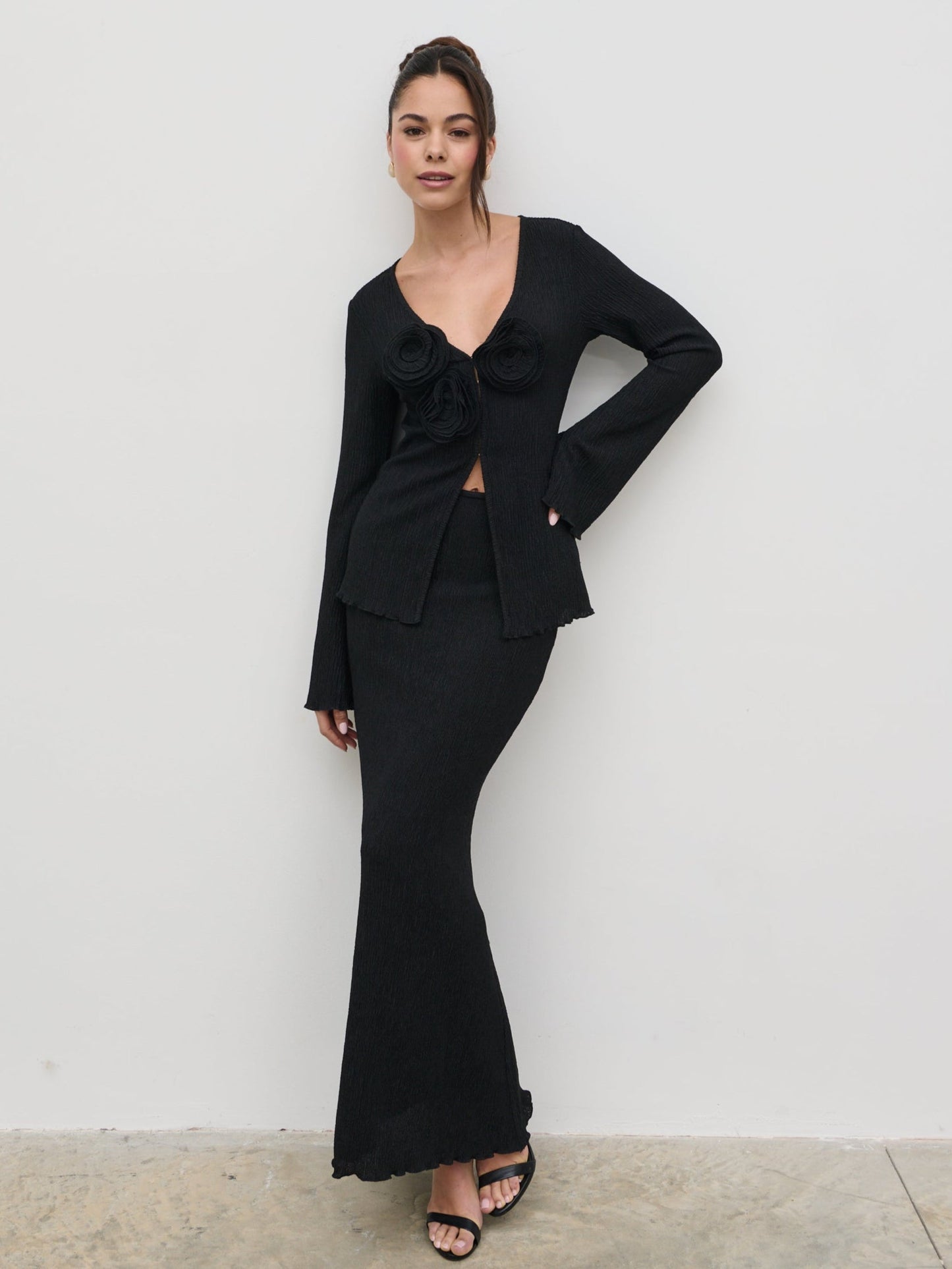 Evalina Crinkle Maxi Skirt - Black