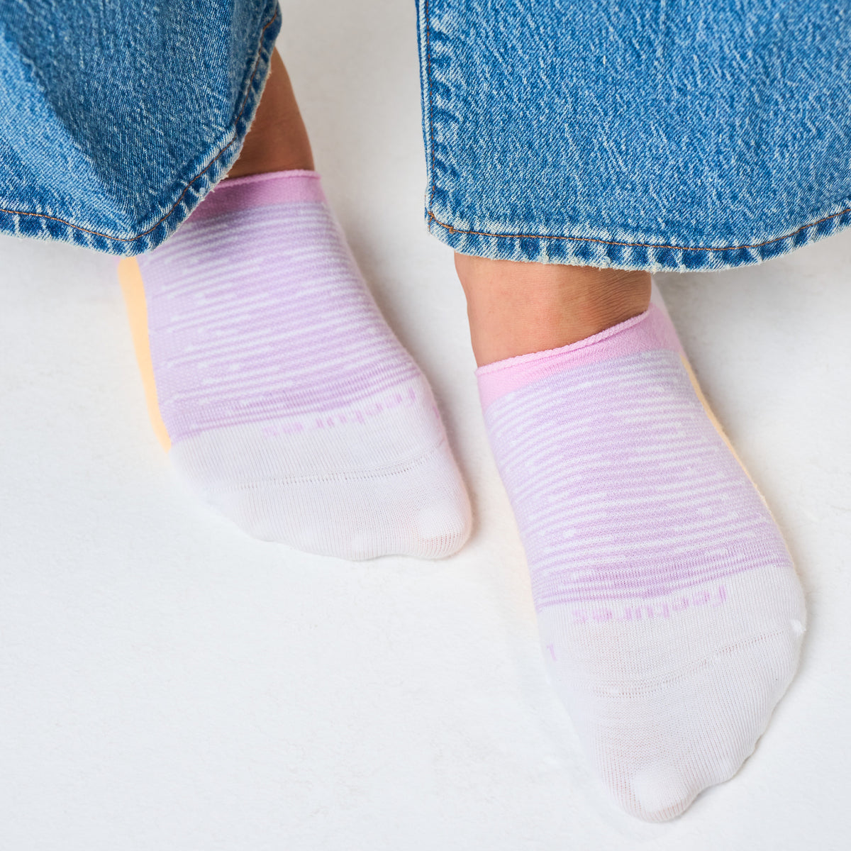 Elite Ultra Light Invisible | Pink Spritz