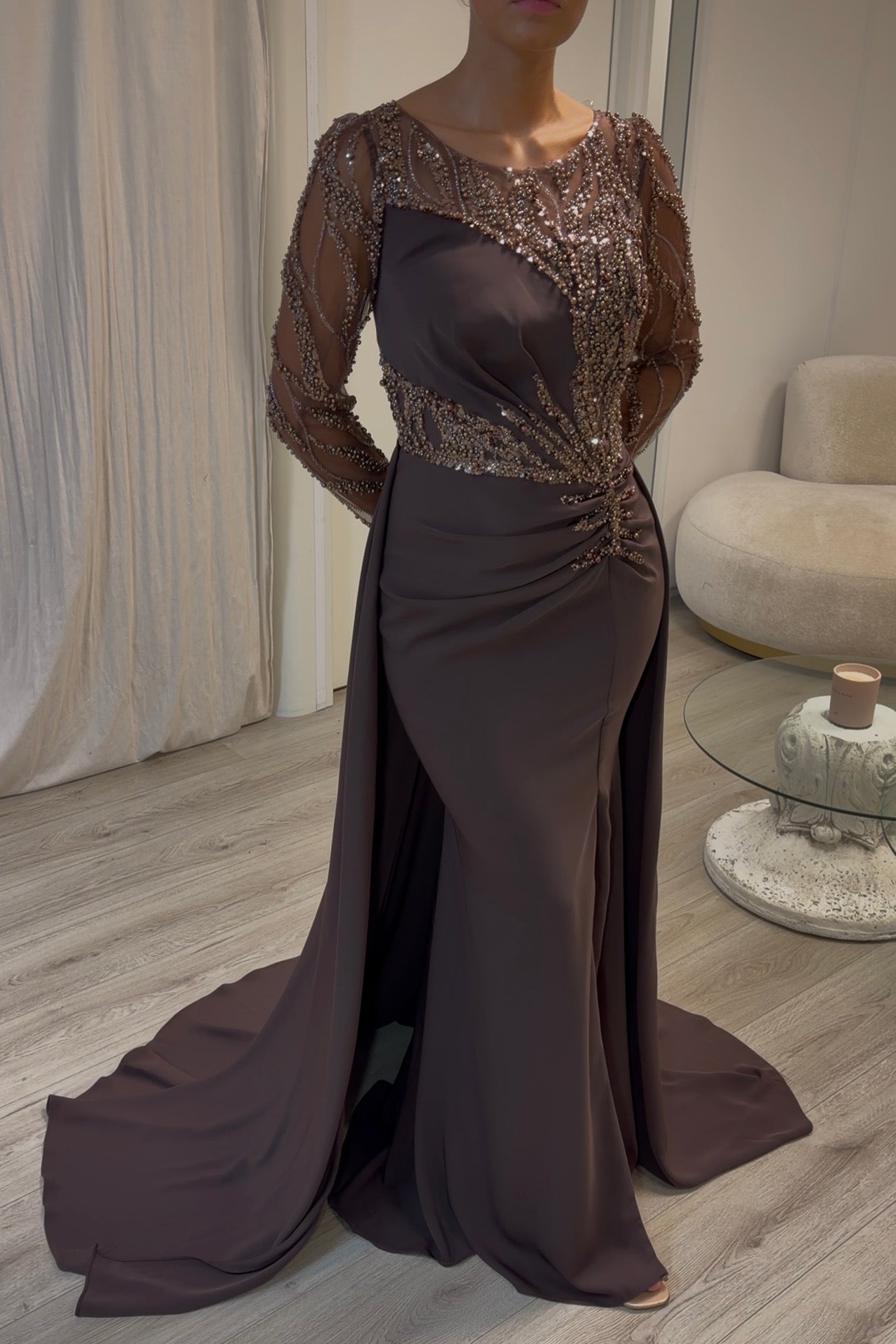 The Nevra dress brown