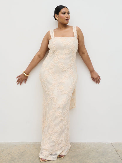 Gigou Crochet Floral Maxi Dress Curve - Cream