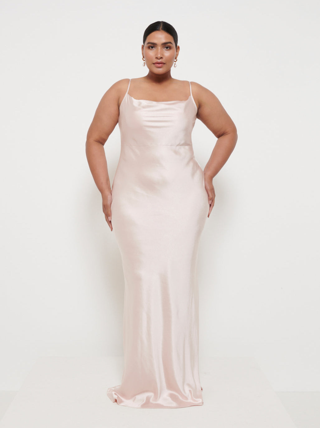 Keisha Maxi Bridesmaid Dress Curve - Matte True Blush