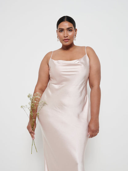 Keisha Maxi Bridesmaid Dress Curve - Matte True Blush