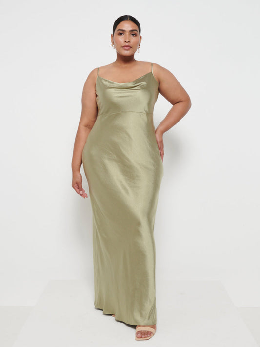 Keisha Maxi Bridesmaid Dress Curve - Matte Olive