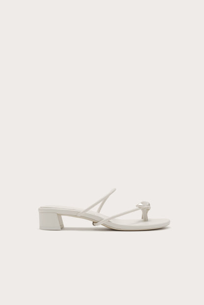 LUCA SANDAL - ANTIQUE WHITE