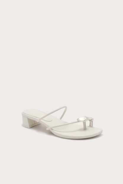 LUCA SANDAL - ANTIQUE WHITE