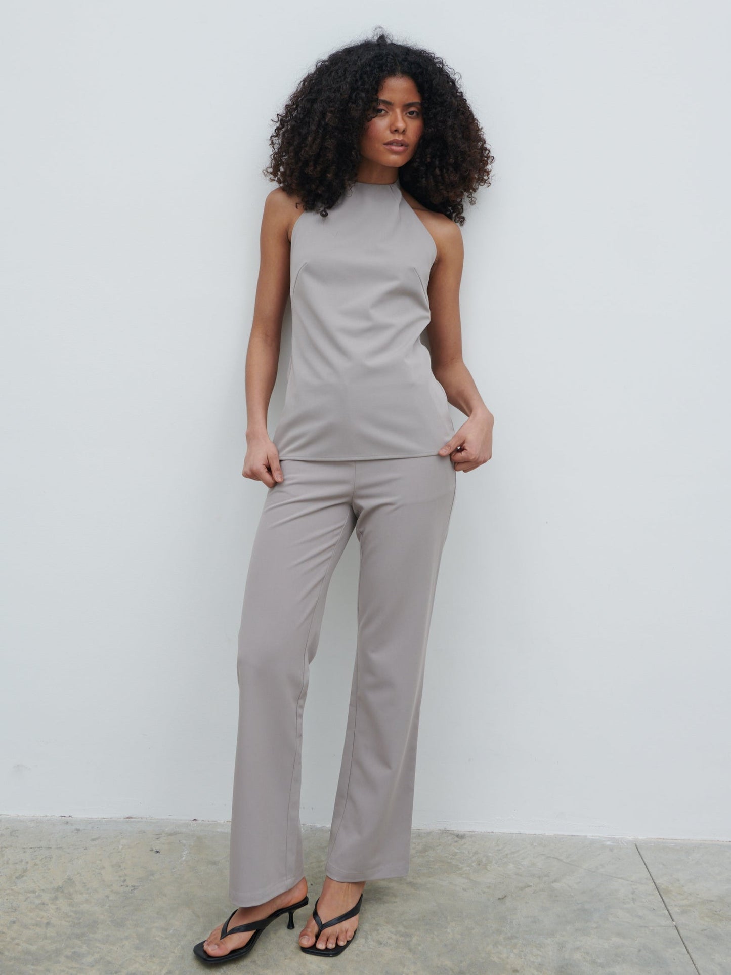 Laria Tailored Slim Leg Trousers - Stone
