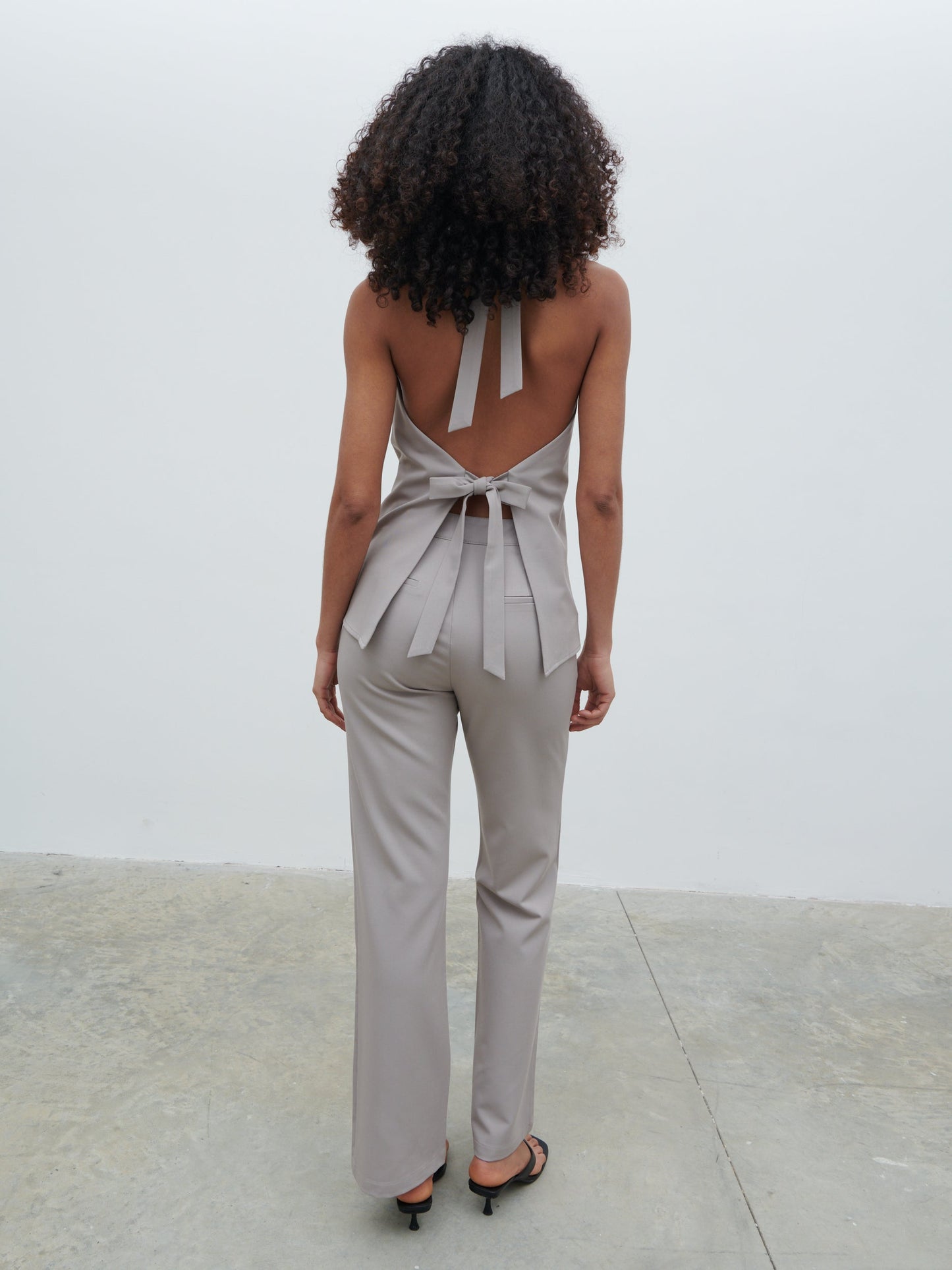 Laria Tailored Slim Leg Trousers - Stone