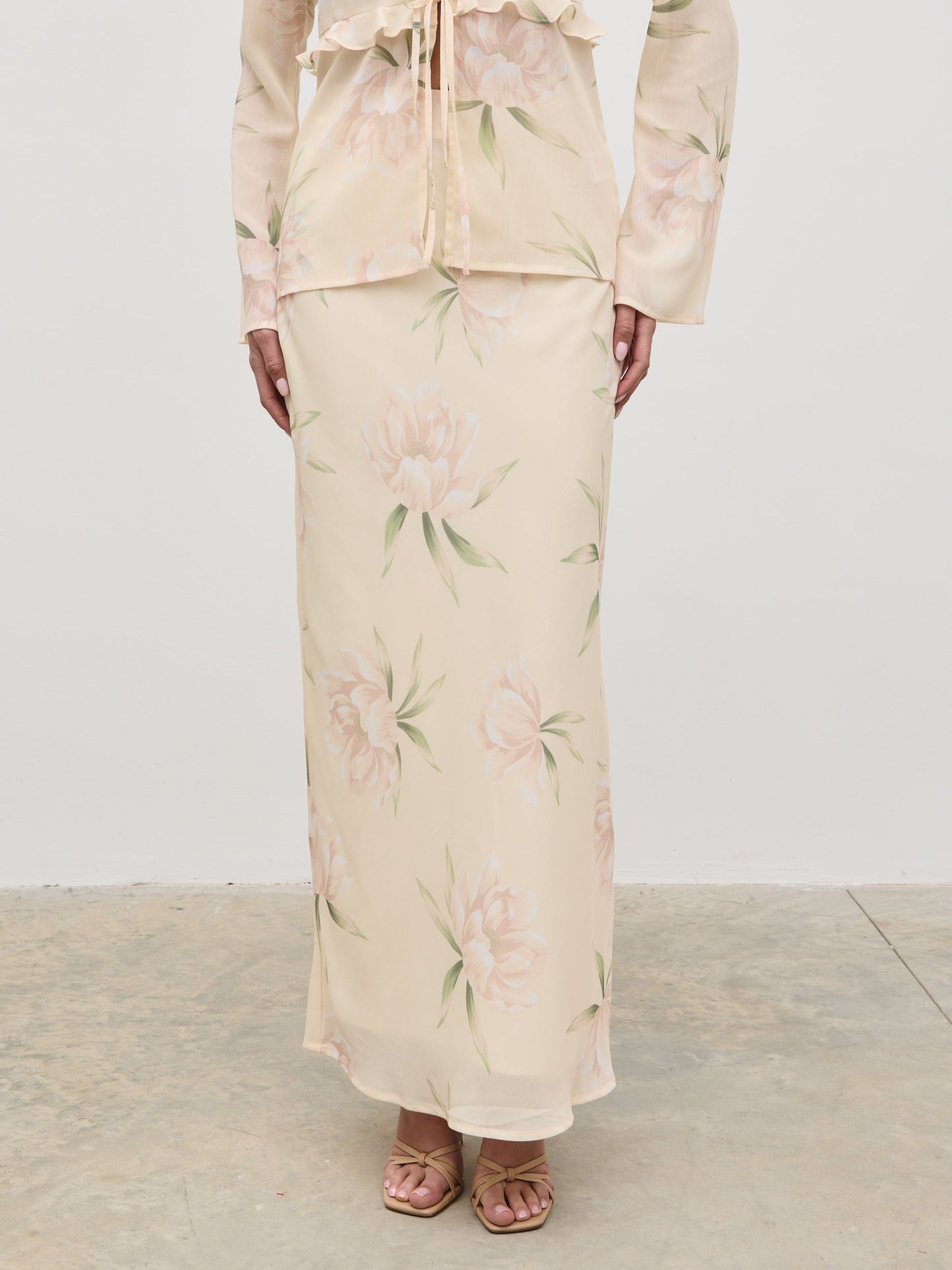 Leoni Maxi Skirt - Cream Floral