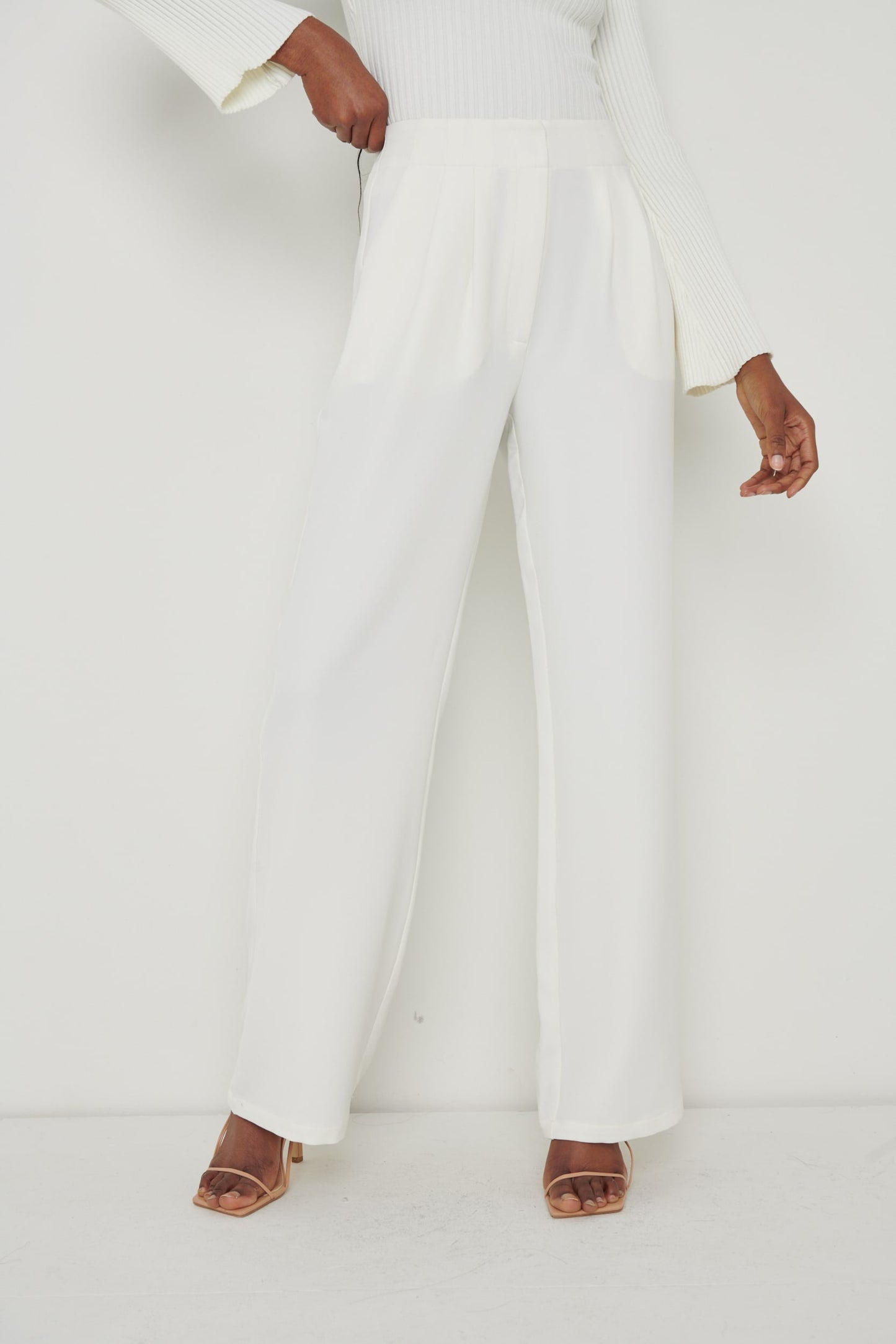 Parker High Waisted Box Pleat Trouser - Cream