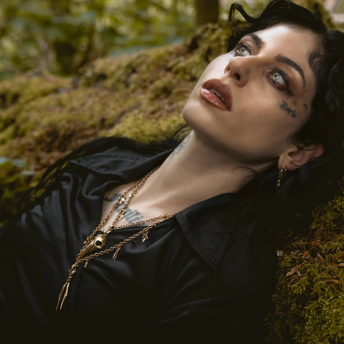AUGUR SKULL NECKLACE